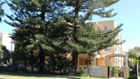 Quality Aquarius Apartment On The Beach! - Lismore Accommodation 0