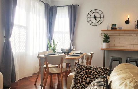 Quick Stroll To The City - Lismore Accommodation 2