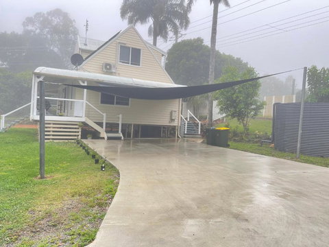 Quiet, Cozy And Calm 3 Bedroom House. - Lismore Accommodation 3