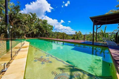 Private Access Retreat 1 Queen Bedroom W Stunning Pool And Ocean Views - Lismore Accommodation 1