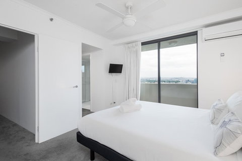 Astra Apartments Brisbane CBD - Lismore Accommodation 2