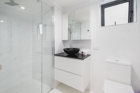 Astra Apartments Brisbane CBD - Lismore Accommodation 1
