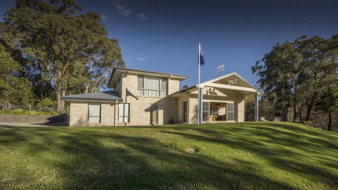 Atlantis On Lake Conjola - Sandra St 1 Lake Conjola - Lismore Accommodation 2
