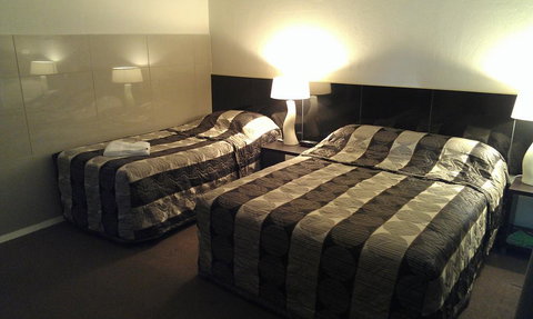 Avalon Motel - Lismore Accommodation 0