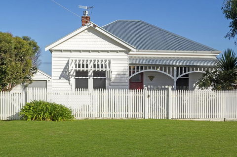 Avery Cottage - Lismore Accommodation 0