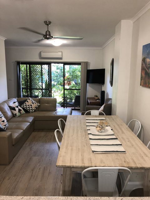 Balcony Apartment Port Douglas - Lismore Accommodation 0