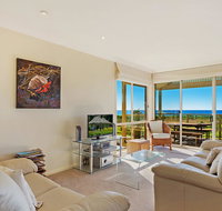 Beach Breakers Apartment - Stunning Views - Lismore Accommodation