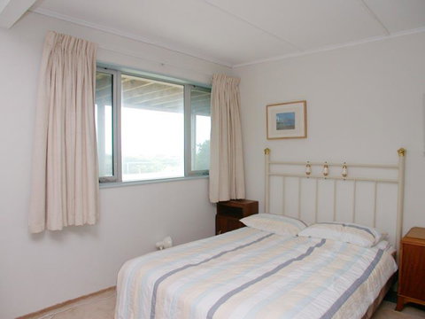 Beach House At Silver Sands - Lismore Accommodation 1