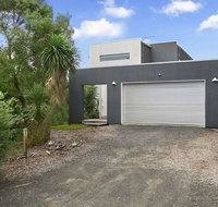 Beach Retreat on Medina - Lismore Accommodation