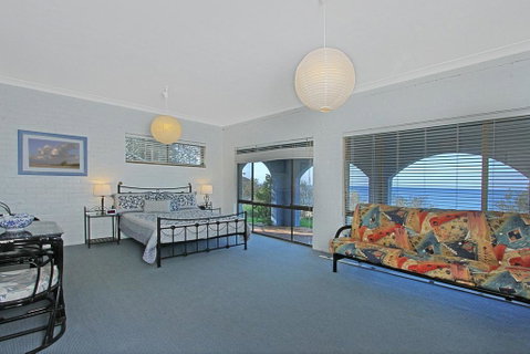 Beach Road 10 Mollymook - Lismore Accommodation 1