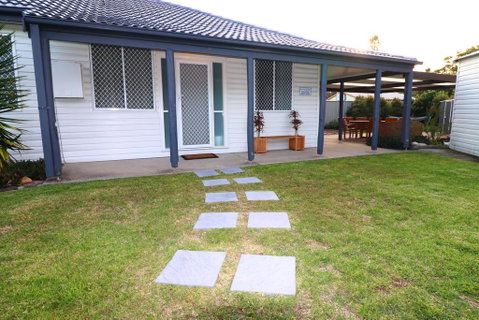 Beach Side Cottage At Blacksmiths - Lismore Accommodation 1