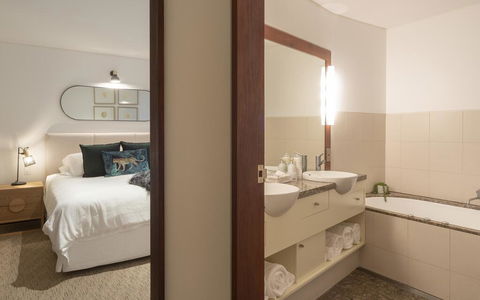 Beach Suites - Lismore Accommodation 1