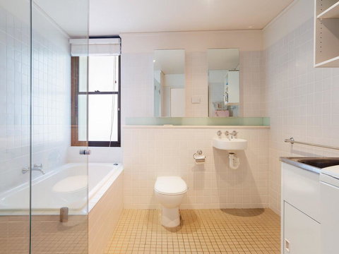 Beach View At One Mile', 8/26 One Mile Close - Infinity Complex Pool & WIFI - Lismore Accommodation 2