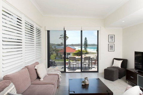 Beachfront 7 - Lismore Accommodation 3