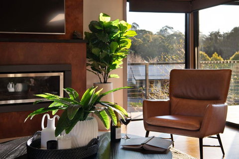 Retreat Lake Daylesford - Free Wifi - Lismore Accommodation 3