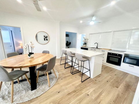 Renovated Queenslander - Upstairs 2km To Stadium - Lismore Accommodation 0