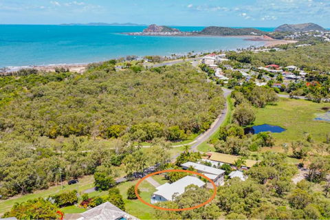 RELAX @48 CLOSE TO BEACH Sleeps 7 - Lismore Accommodation 0
