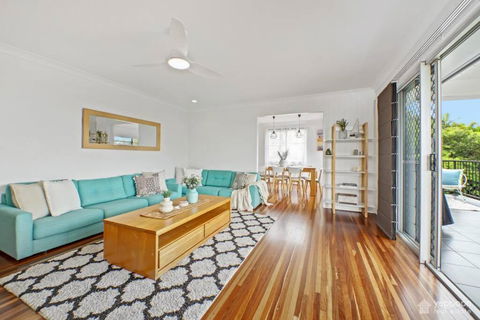 RELAX @48 CLOSE TO BEACH Sleeps 7 - Lismore Accommodation 2