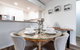 Relax In 2B2B Chateau Near UQ With Parking+Balcony - thumb 0