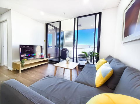 Relaxing 1BR W Pools & SPA, Gym In Olympic Park - Lismore Accommodation 3