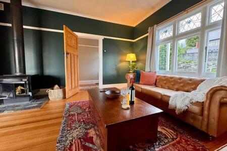 Renovated Cottage Near Cataract Gorge Launceston - Lismore Accommodation 0