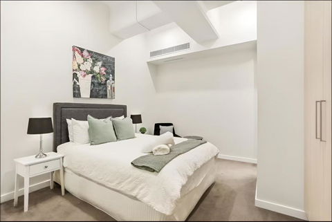 Renovated Warehouse Conversion In Heart Of Sydney - Lismore Accommodation 3