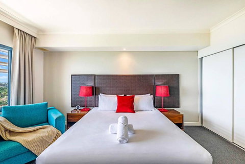 Resort Style King Pad With Sparkling Sea Views - Lismore Accommodation 3