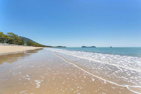 Ribbons Beachfront Apartments Clifton Beach - Lismore Accommodation 2