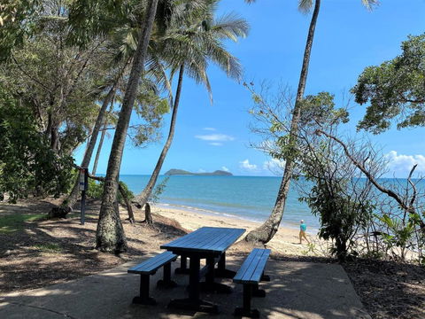 Ribbons Beachfront Apartments Clifton Beach - Lismore Accommodation 3