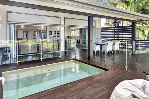 Ripples On The Beach - Beachfront Mission Beach - Lismore Accommodation 0