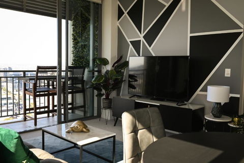 River View Apartment In Brisbane With Parking - Lismore Accommodation 2