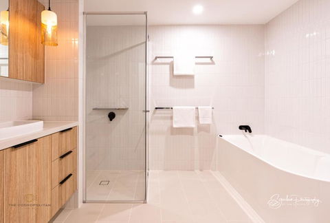 RIVERFRONT BREEZE @ The Cosmopolitan Unit10307 - Lismore Accommodation 3