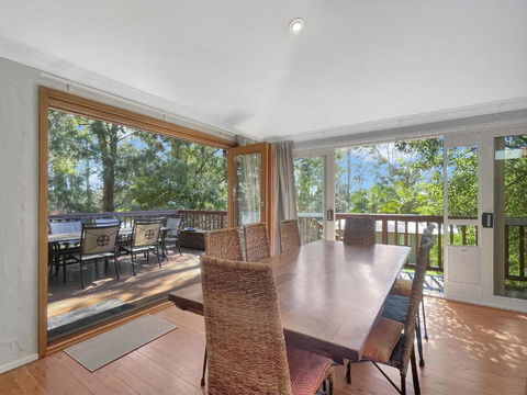 Riverside 3-Bed Townhouse With Spacious Deck & BBQ - Lismore Accommodation 0
