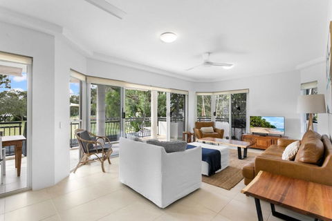 Riviera Noosa Resort - Lismore Accommodation 0