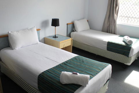 Rocky Glen Hotel Motel Gladstone - Lismore Accommodation 1