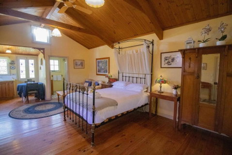 Rose Petal Cottage - Lismore Accommodation 2
