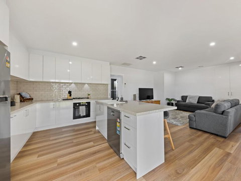 Rosella Retreat - Lismore Accommodation 1