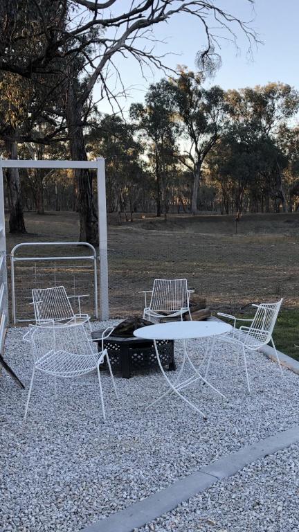 Rosewood Cottage - Lismore Accommodation 1