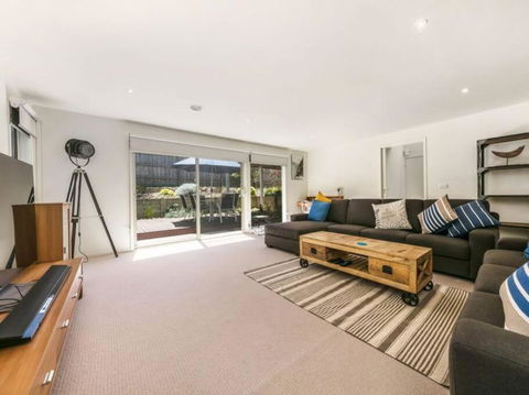 RYE/BLAIRGOWRIE FAMILY ENTERTAINER.. - Lismore Accommodation 3