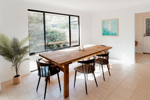 Salhus - Sleep In King Beds & Easy Walk To Town - Lismore Accommodation 2