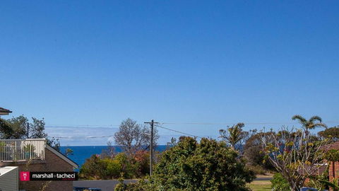 Salt Water Villa Bermagui Four Bedroom Central Location With Wifi - Lismore Accommodation 1
