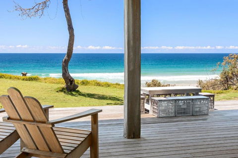 Saltwater Beach House - Lismore Accommodation 0