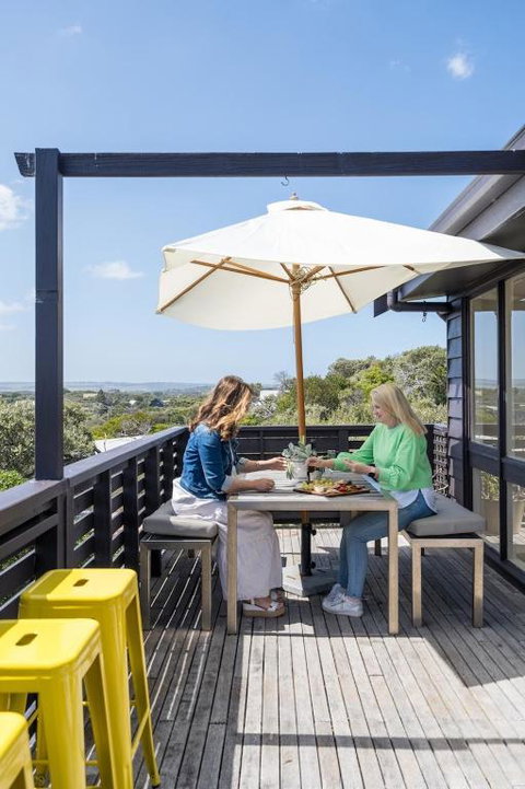 Salty Breeze - Lismore Accommodation 1