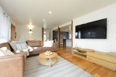 Salty Escape - Lismore Accommodation 0