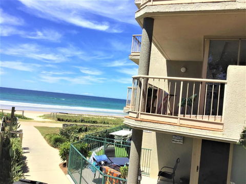 Sanctuary Beach Resort - Lismore Accommodation 0