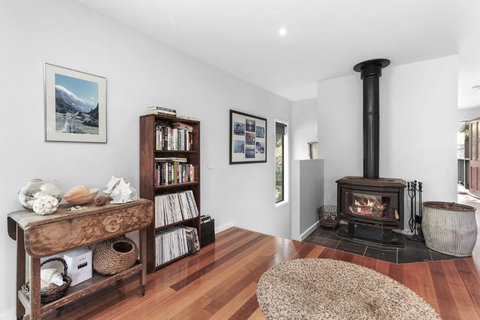 Sanctuary House - Lismore Accommodation 0