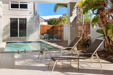 Sand And Sea Beach House - Lismore Accommodation 0