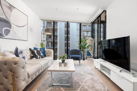 Rooftop Pool Stunning Apt At Marvel Stadium With Free Parking - Lismore Accommodation 1