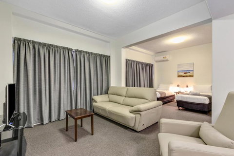 Rockhampton Riverside Central Hotel Official - Lismore Accommodation 3