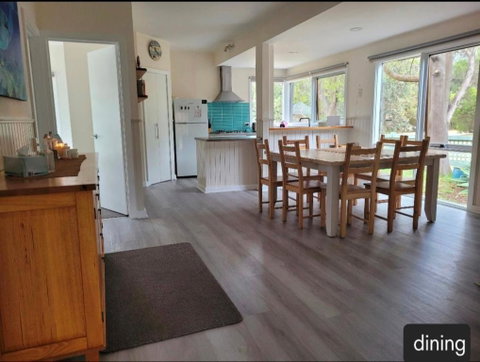 Sanders Beach House - Lismore Accommodation 3